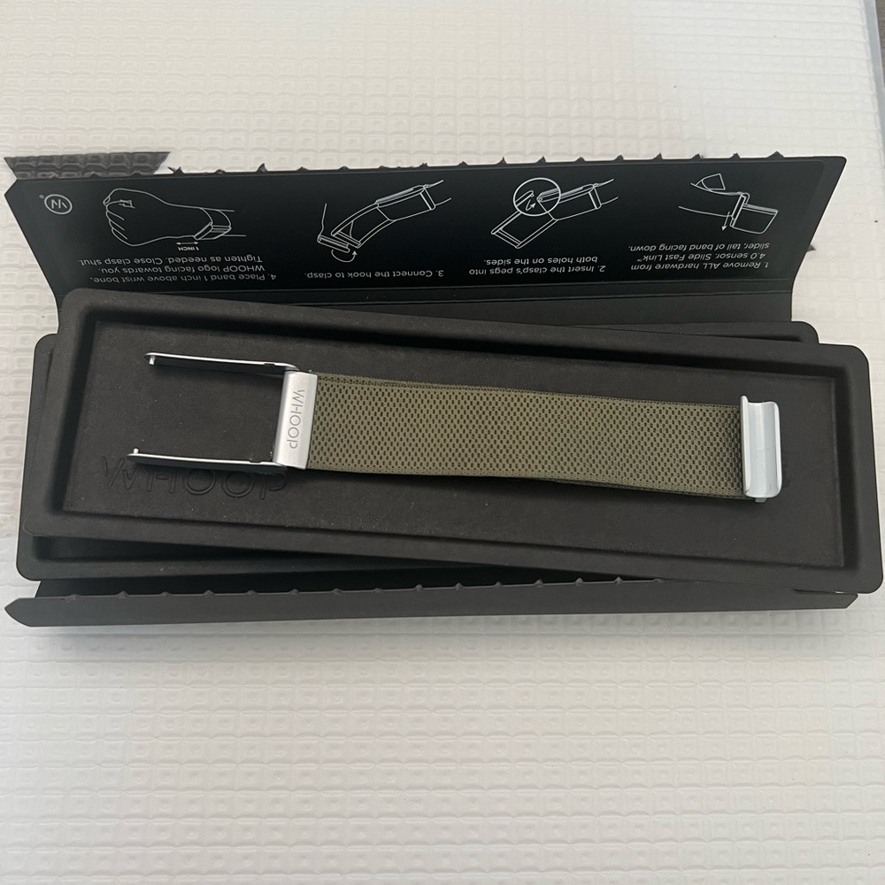 Wearable Band - Silver and Green